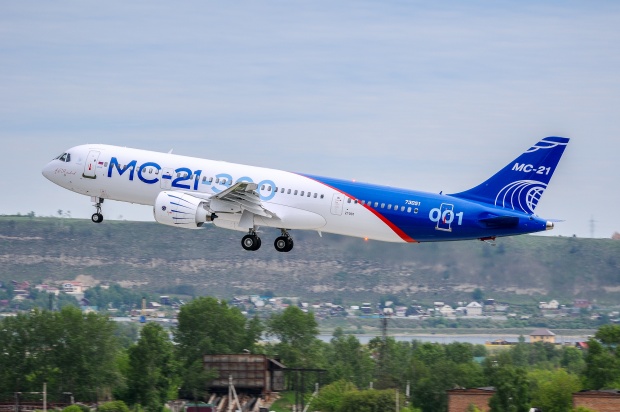 MC-21-300 takeoff